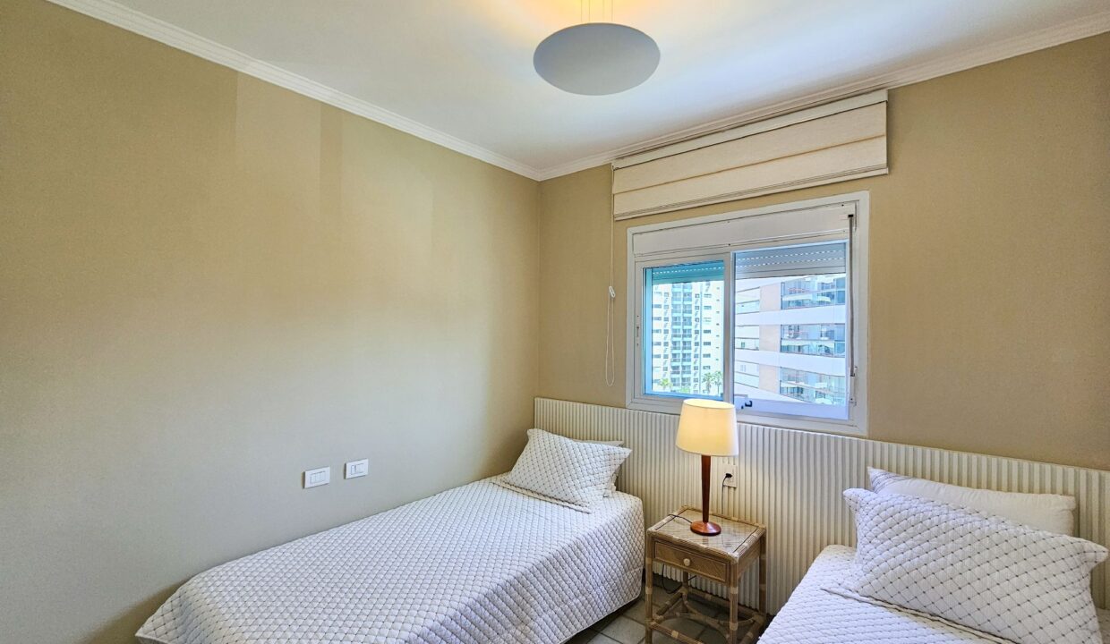 04008RV_foto_2025-10-15_00-50-04-10