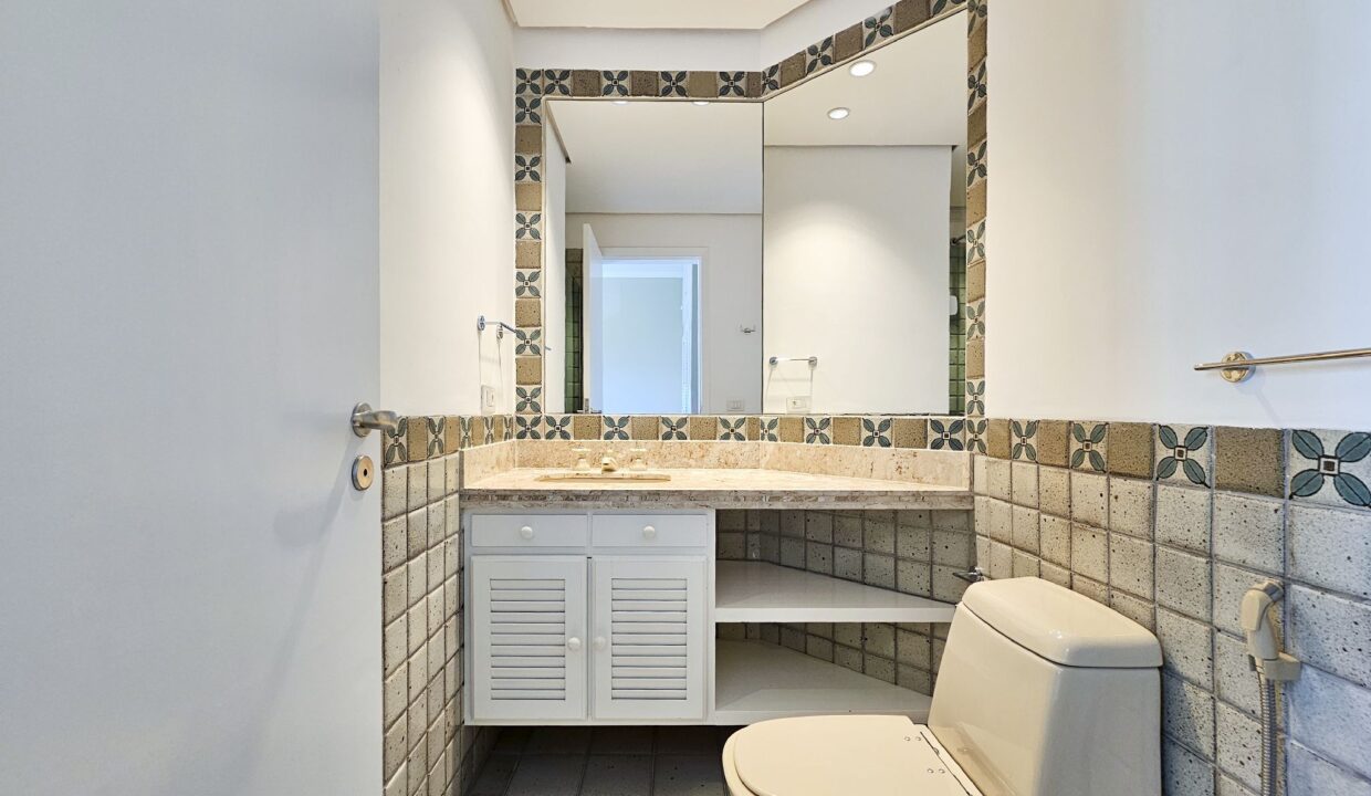 04008RV_foto_2025-10-15_00-50-04-12