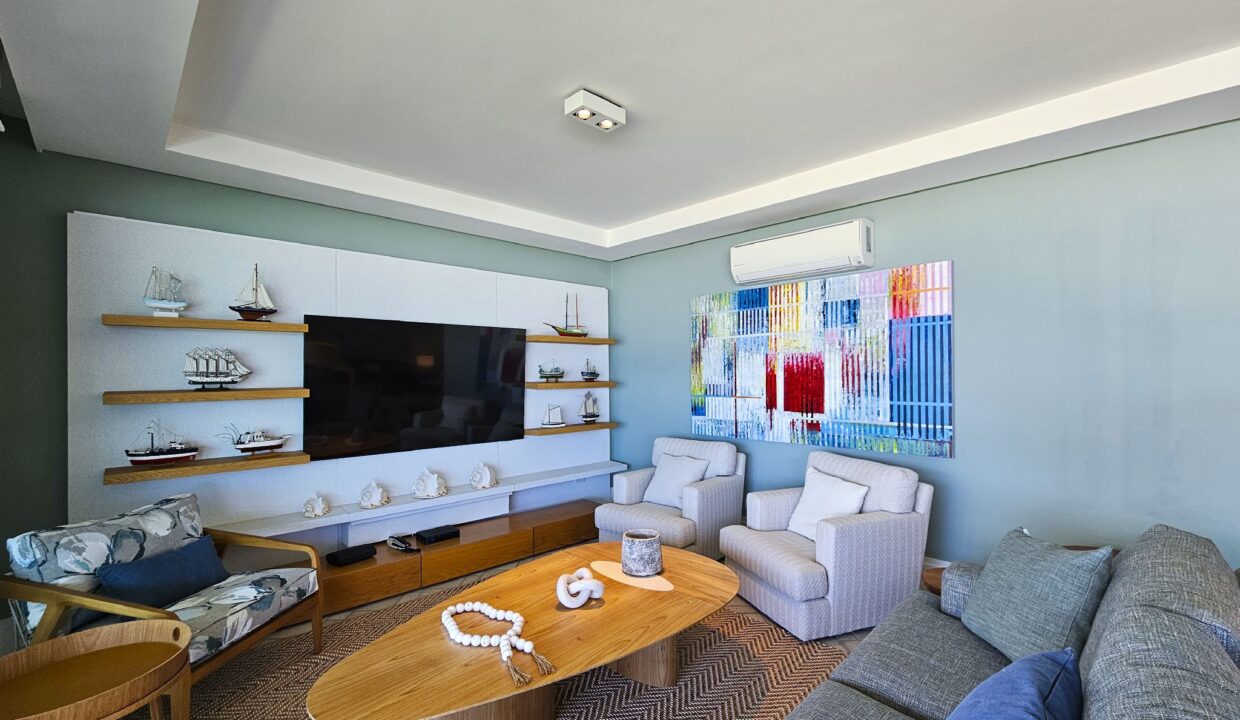 04008RV_foto_2025-10-15_00-50-04-35