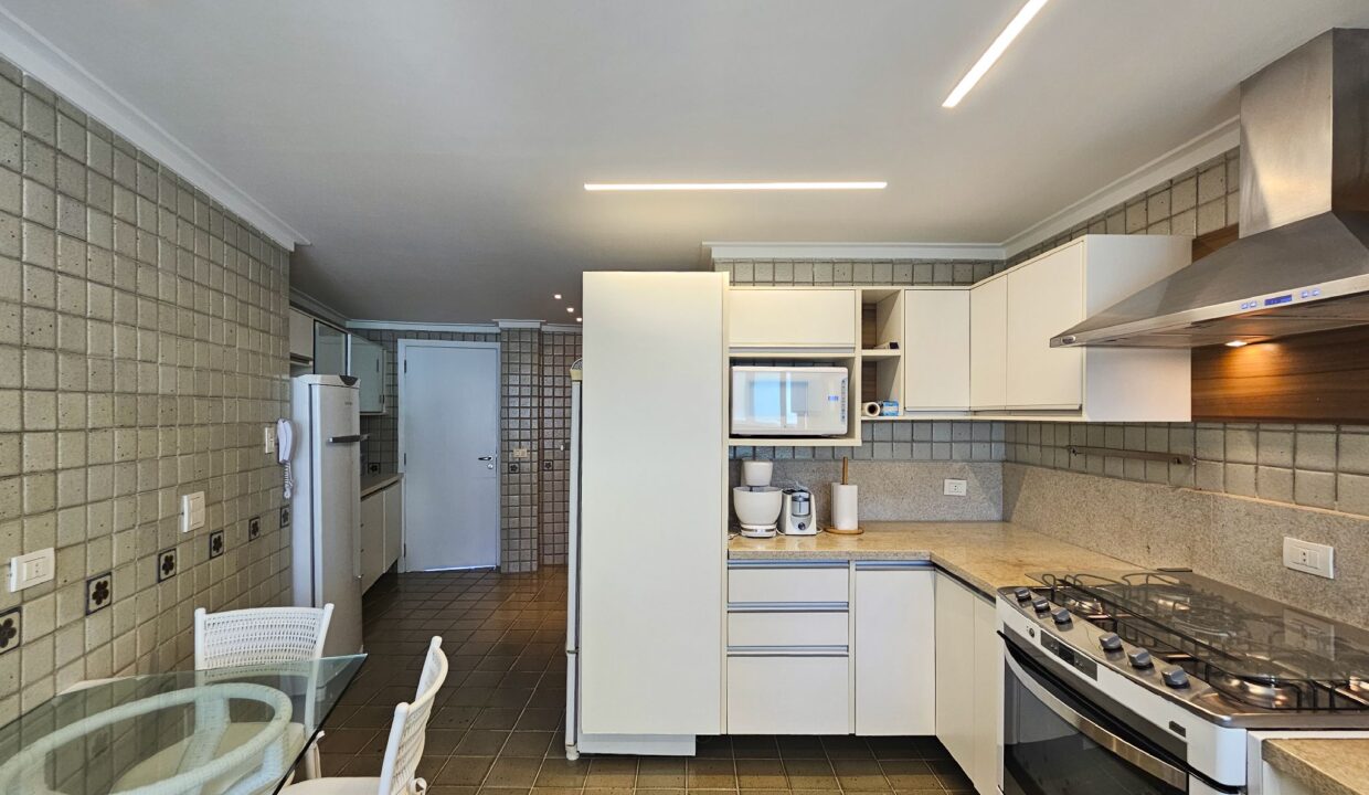 04008RV_foto_2025-10-15_00-50-04-6