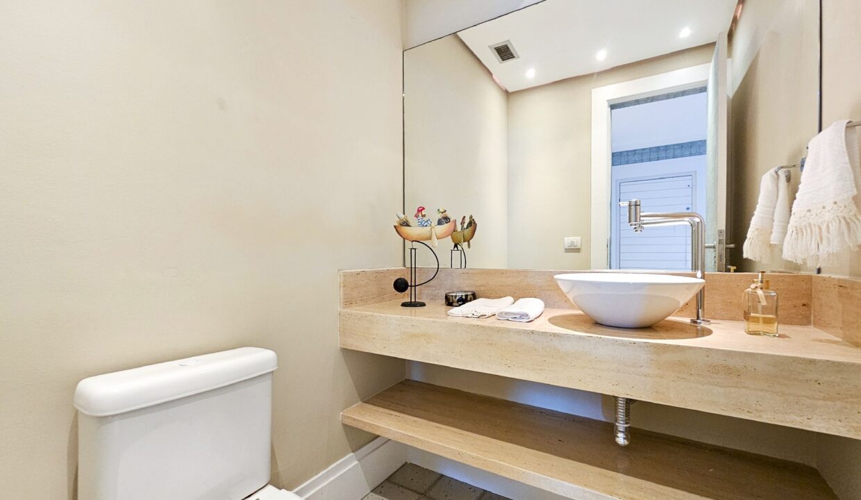 04008RV_foto_2025-10-15_00-50-04-9