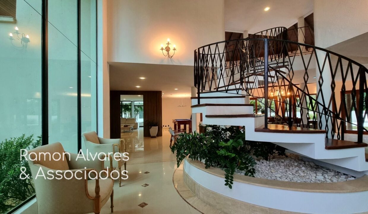 05005RV_foto_2025-10-07_00-40-07-10