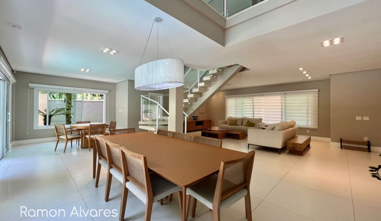 08130RV_foto_2025-10-24_01-20-04-16