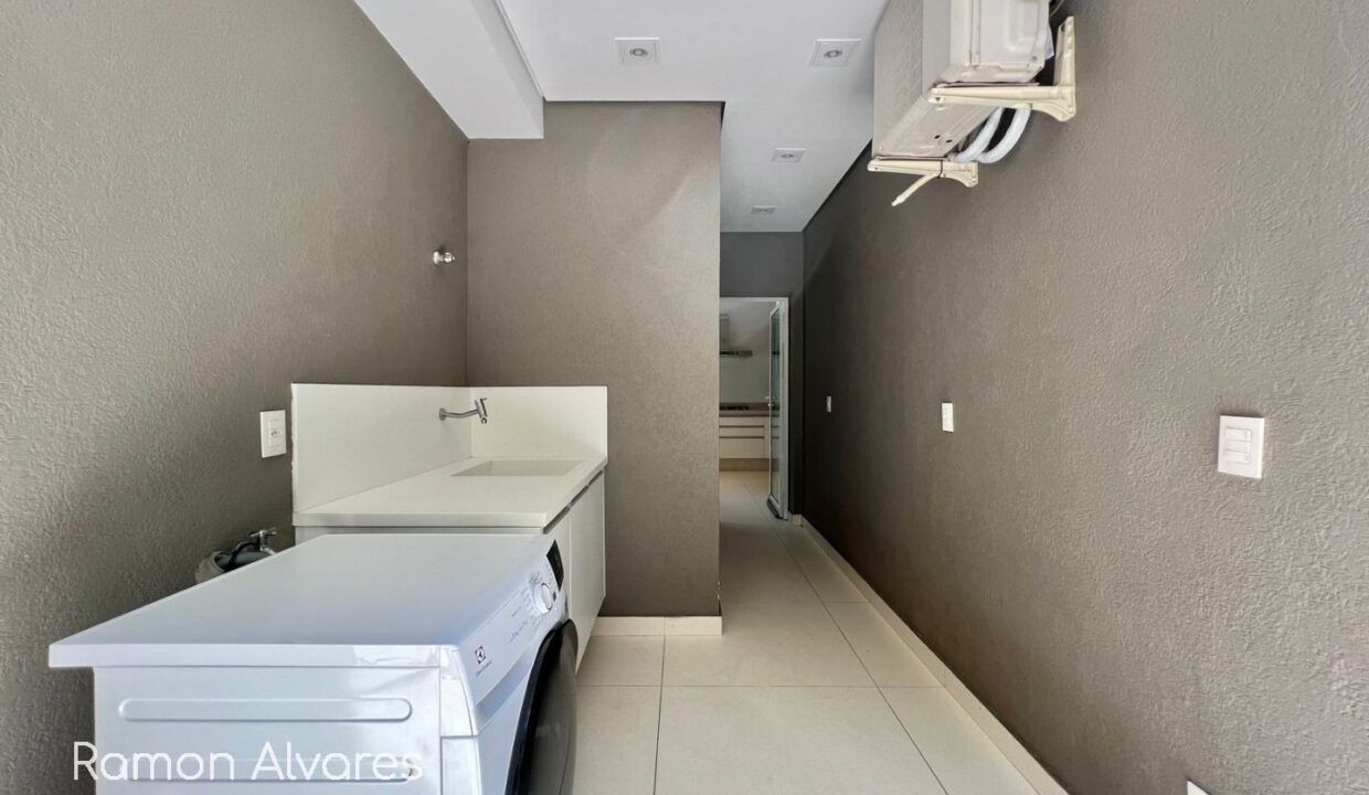 08130RV_foto_2025-10-24_01-20-04-20