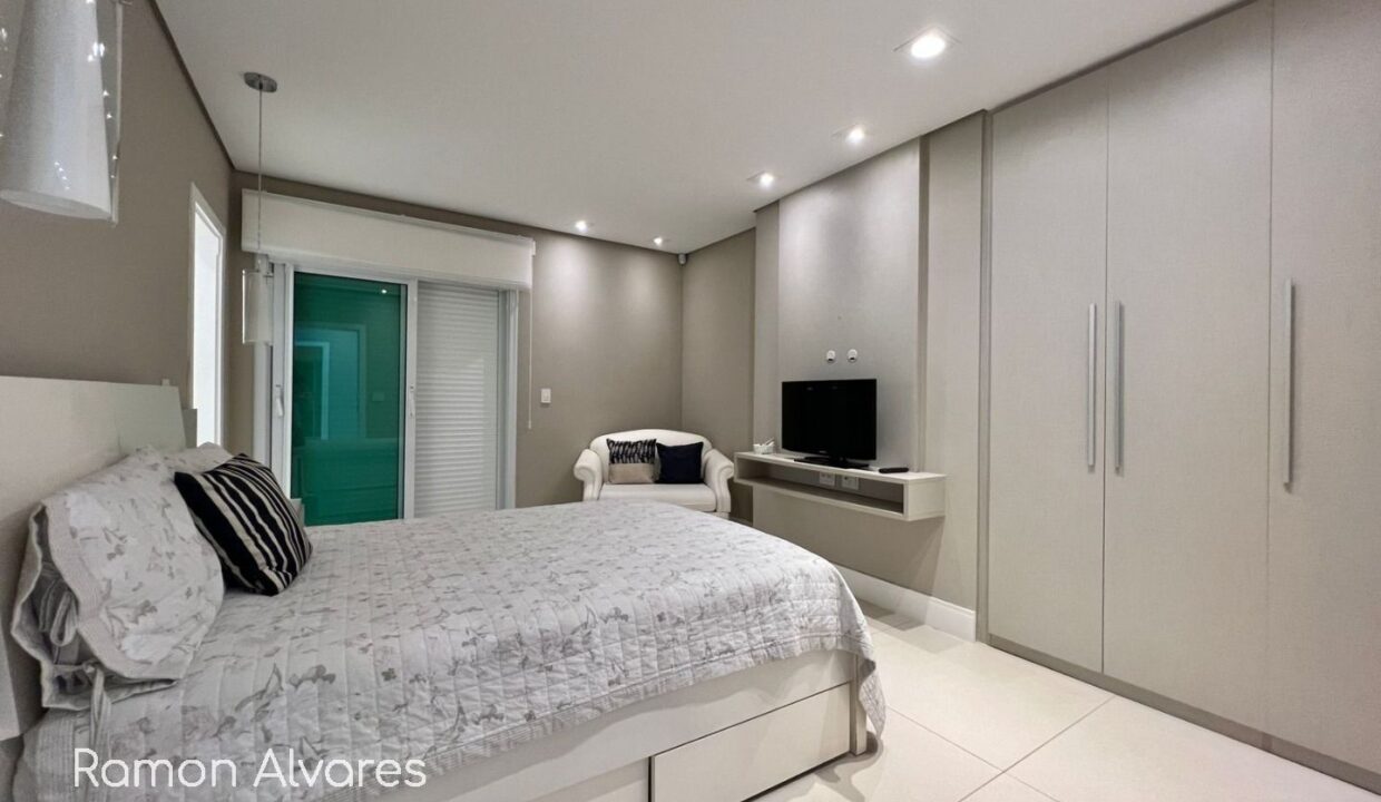 08130RV_foto_2025-10-24_01-20-04-24