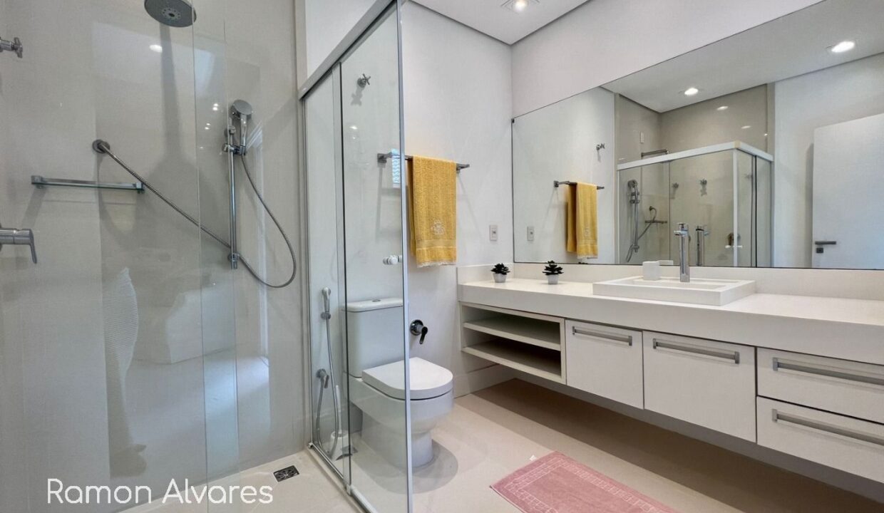 08130RV_foto_2025-10-24_01-20-04-26