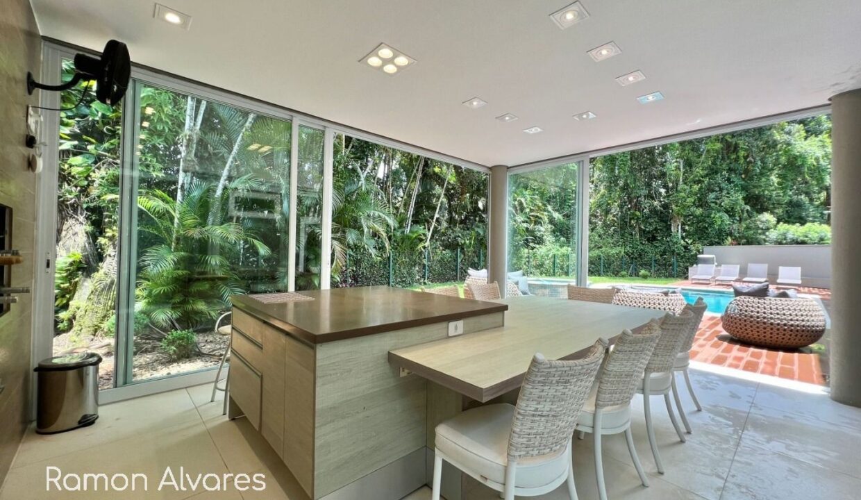 08130RV_foto_2025-10-24_01-20-04-5