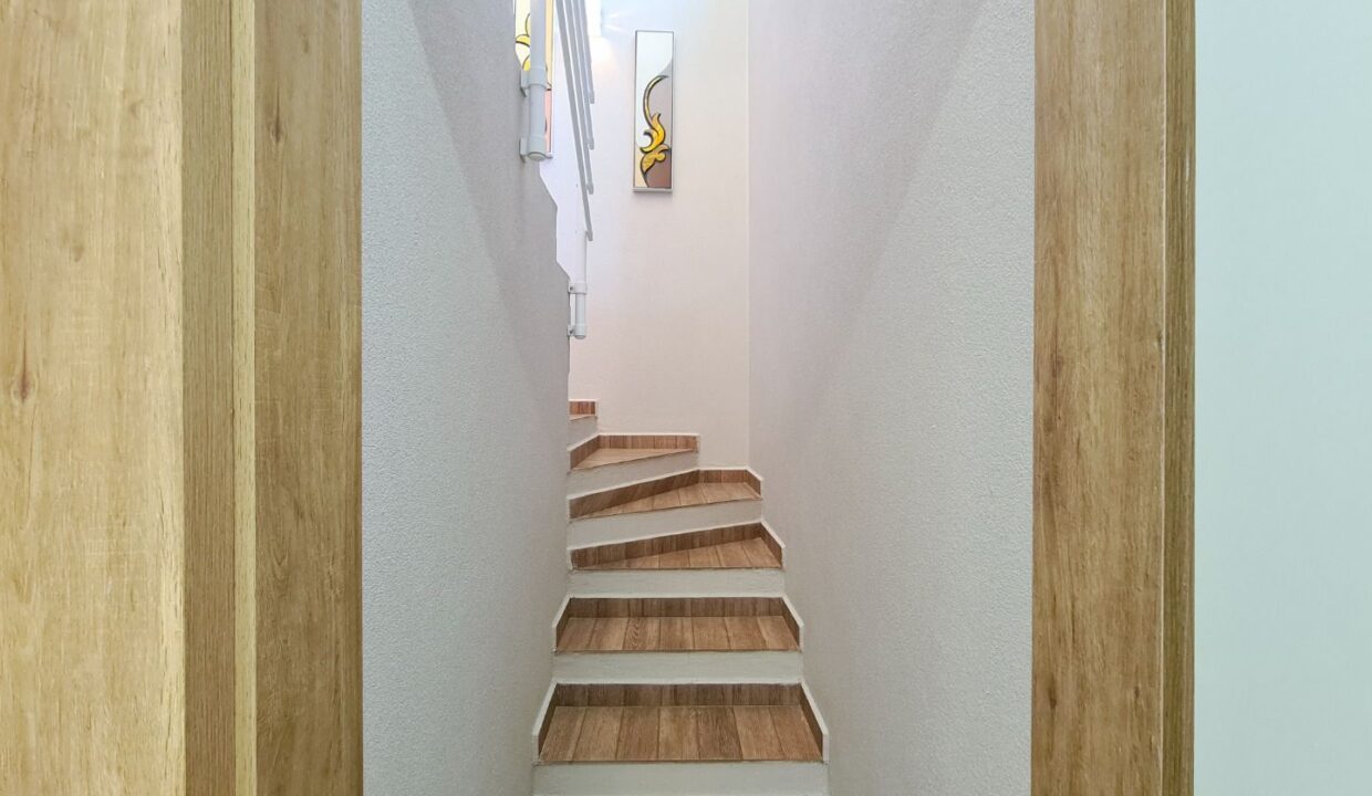 09684RV_foto_2025-10-27_00-41-05-17