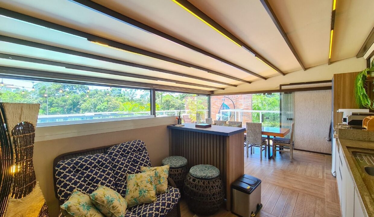 09684RV_foto_2025-10-27_00-41-05-18