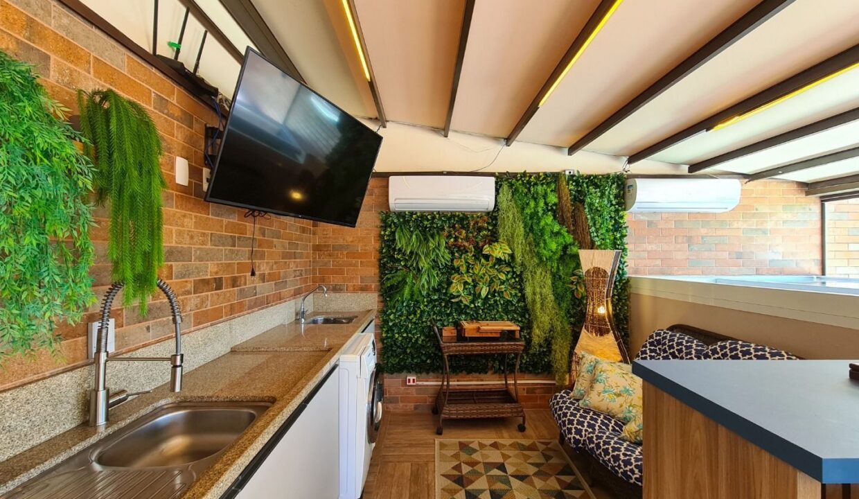 09684RV_foto_2025-10-27_00-41-05-19