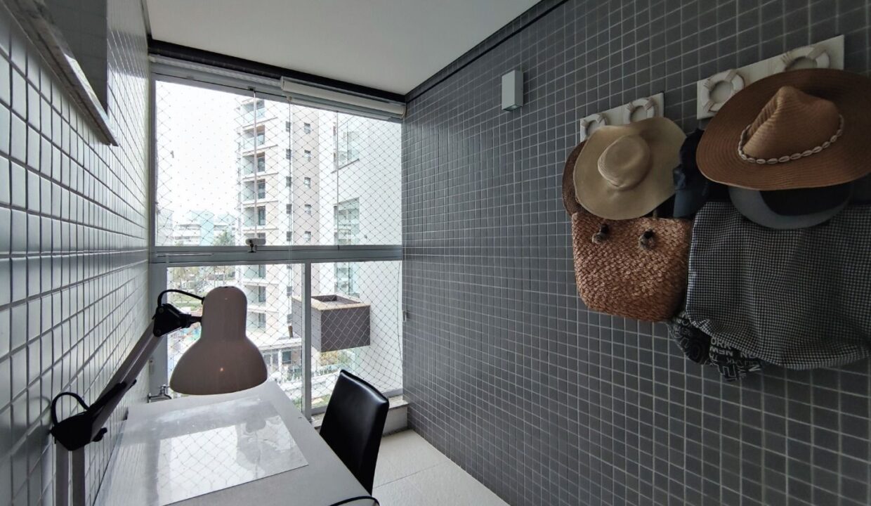 09990RV_foto_2025-10-25_00-50-05-13