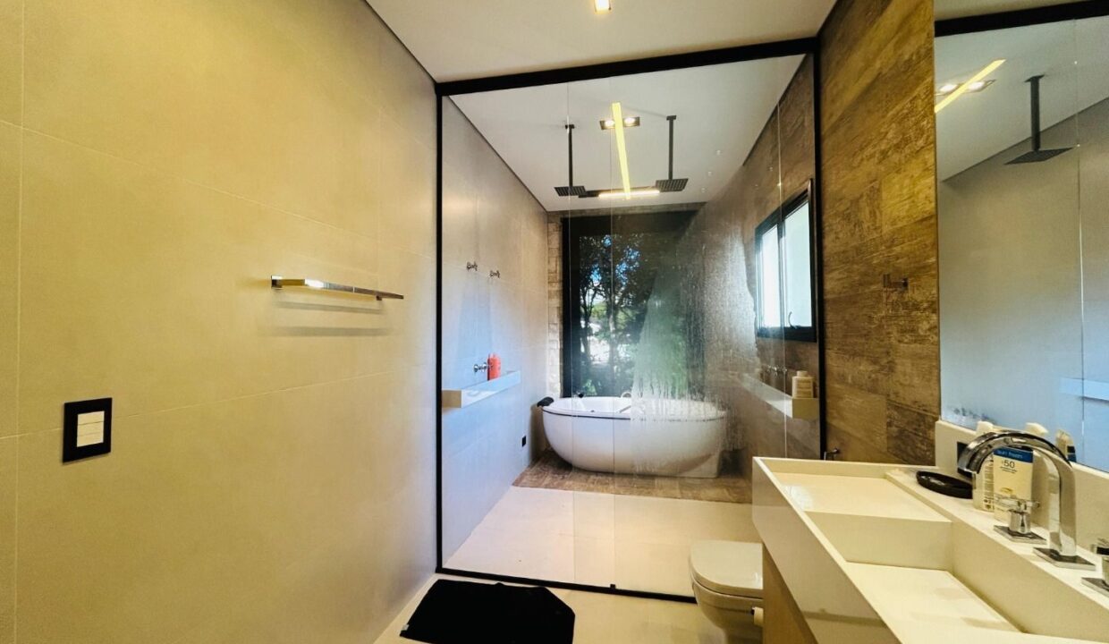 10390RV_foto_2025-10-27_00-41-51-19