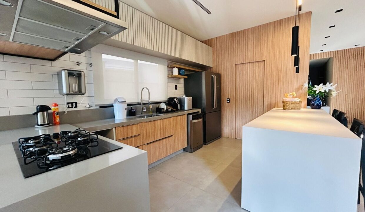 10390RV_foto_2025-10-27_00-41-51-6