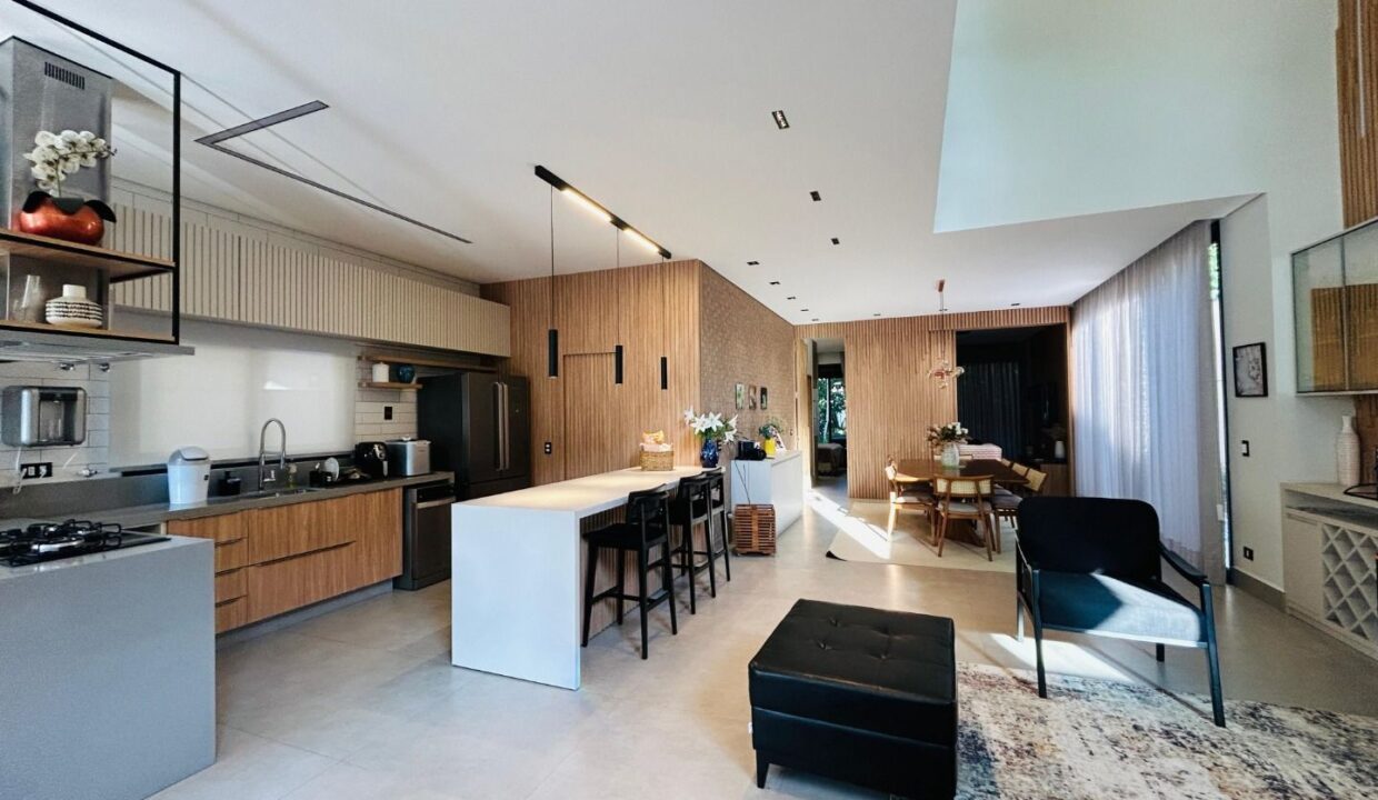 10390RV_foto_2025-10-27_00-41-51-7