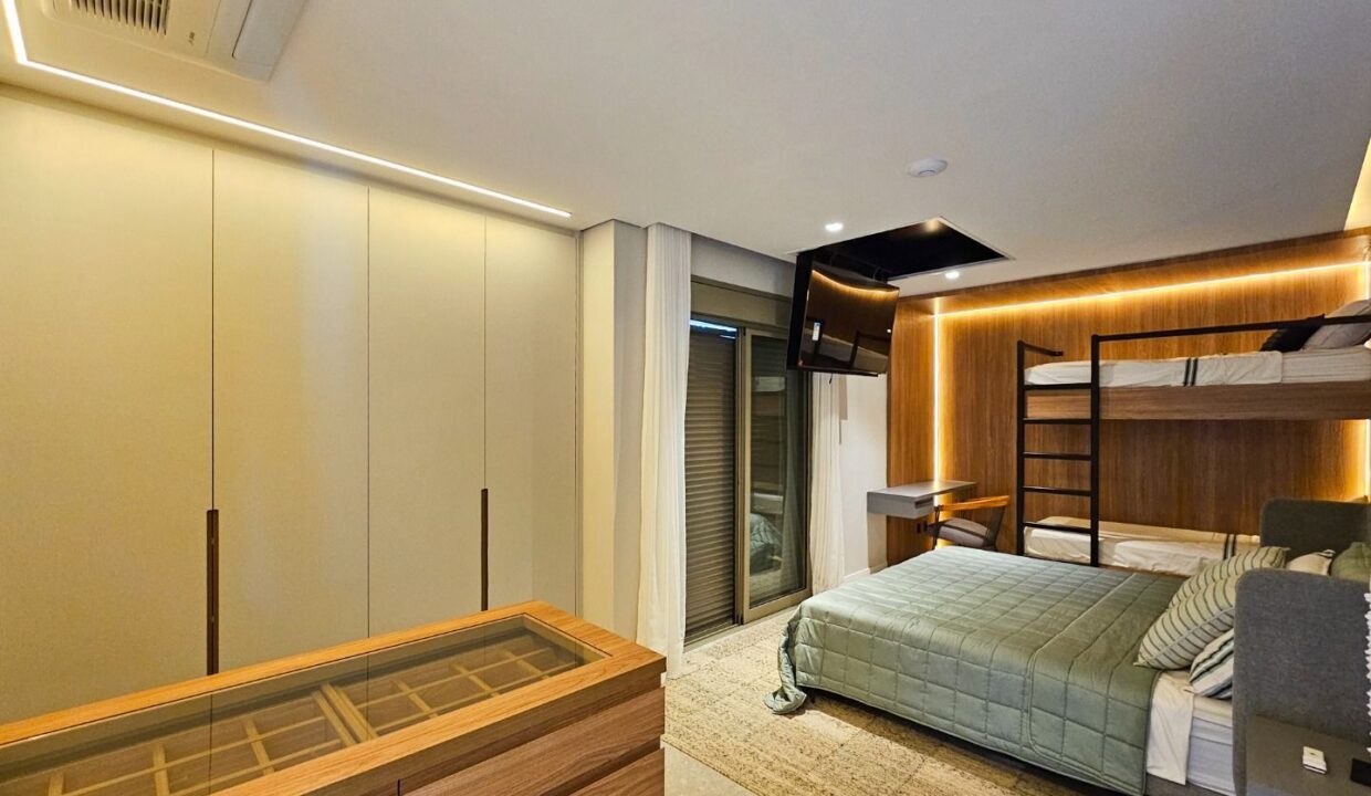 11533RV_foto_2025-10-10_00-51-21-24