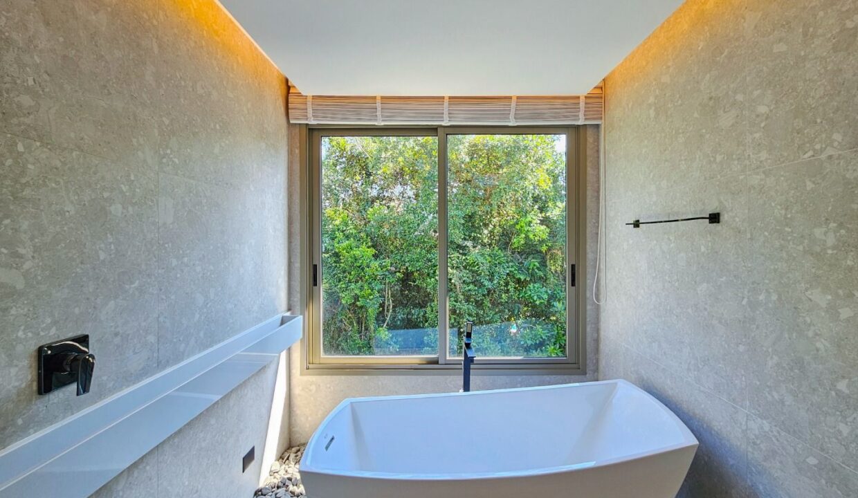 11533RV_foto_2025-10-10_00-51-21-27