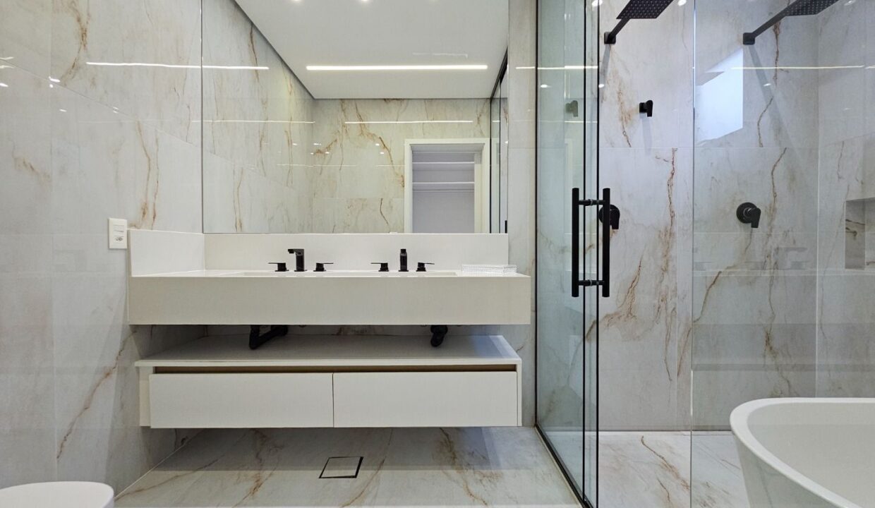 11898RV_foto_2025-10-08_00-51-02-24