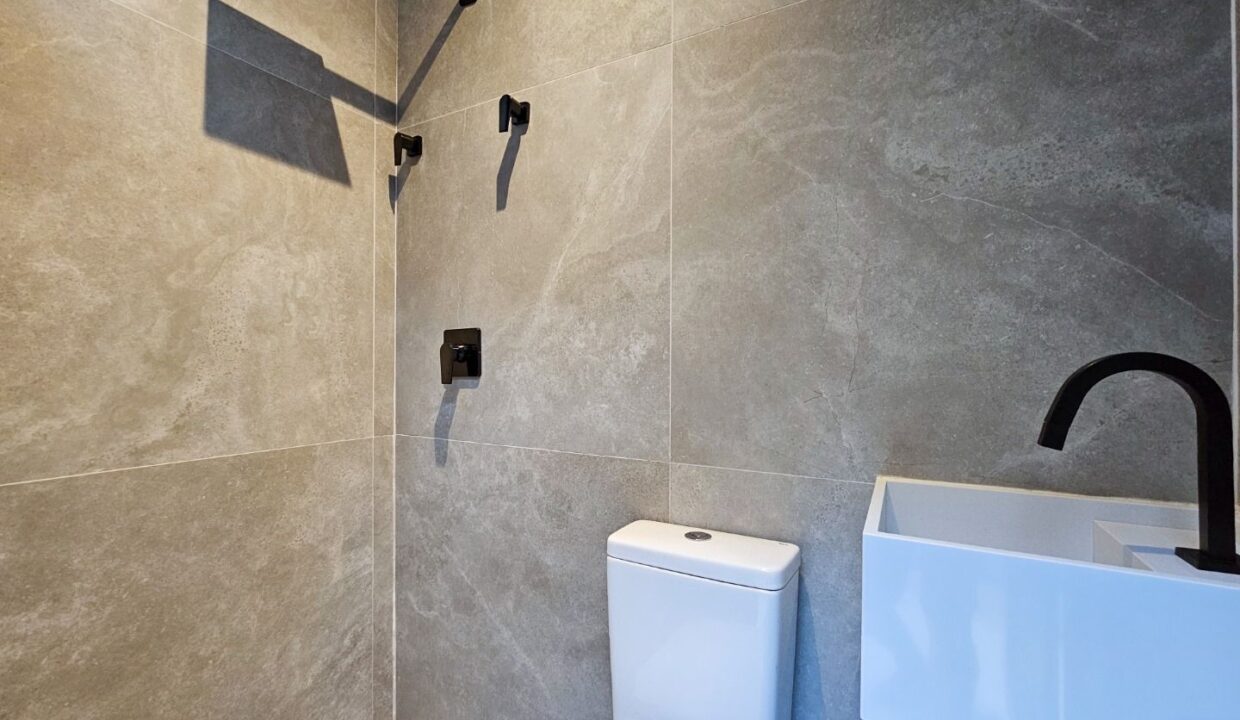 11898RV_foto_2025-10-08_00-51-02-30