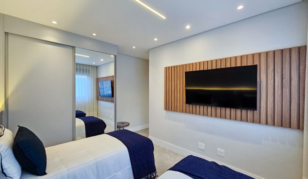 11898RV_foto_2025-10-08_00-51-02-35