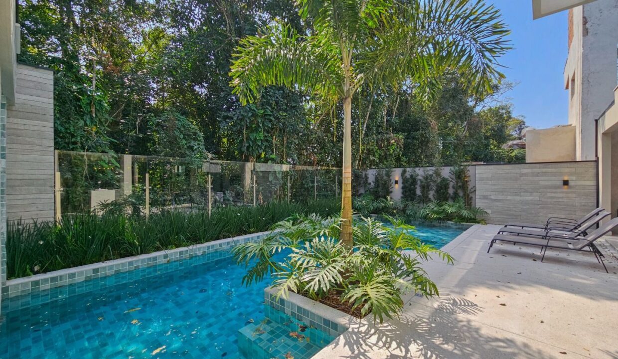 12104RV_foto_2025-10-12_00-50-50-13