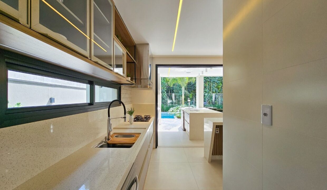 12104RV_foto_2025-10-12_00-50-50-8