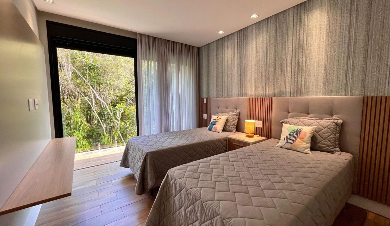 12288RV_foto_2025-10-07_01-00-09-30