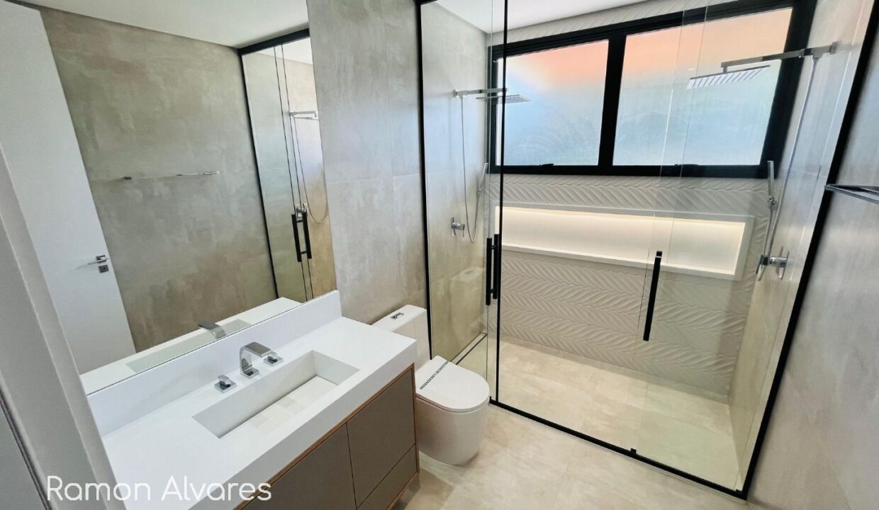 12434RV_foto_2025-10-03_04-00-23-17