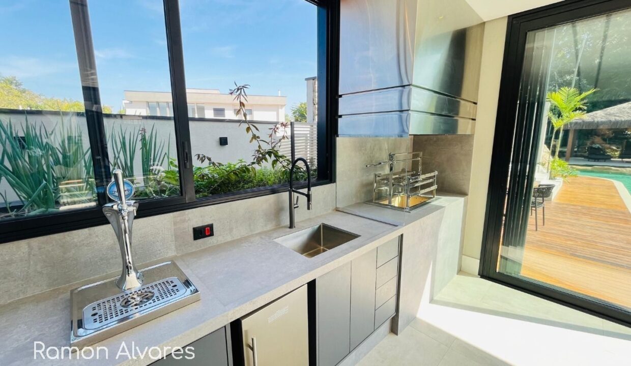 12434RV_foto_2025-10-03_04-00-23-33