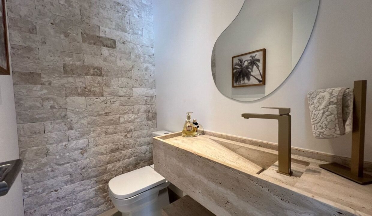 12681RV_foto_2025-10-11_01-00-37-2