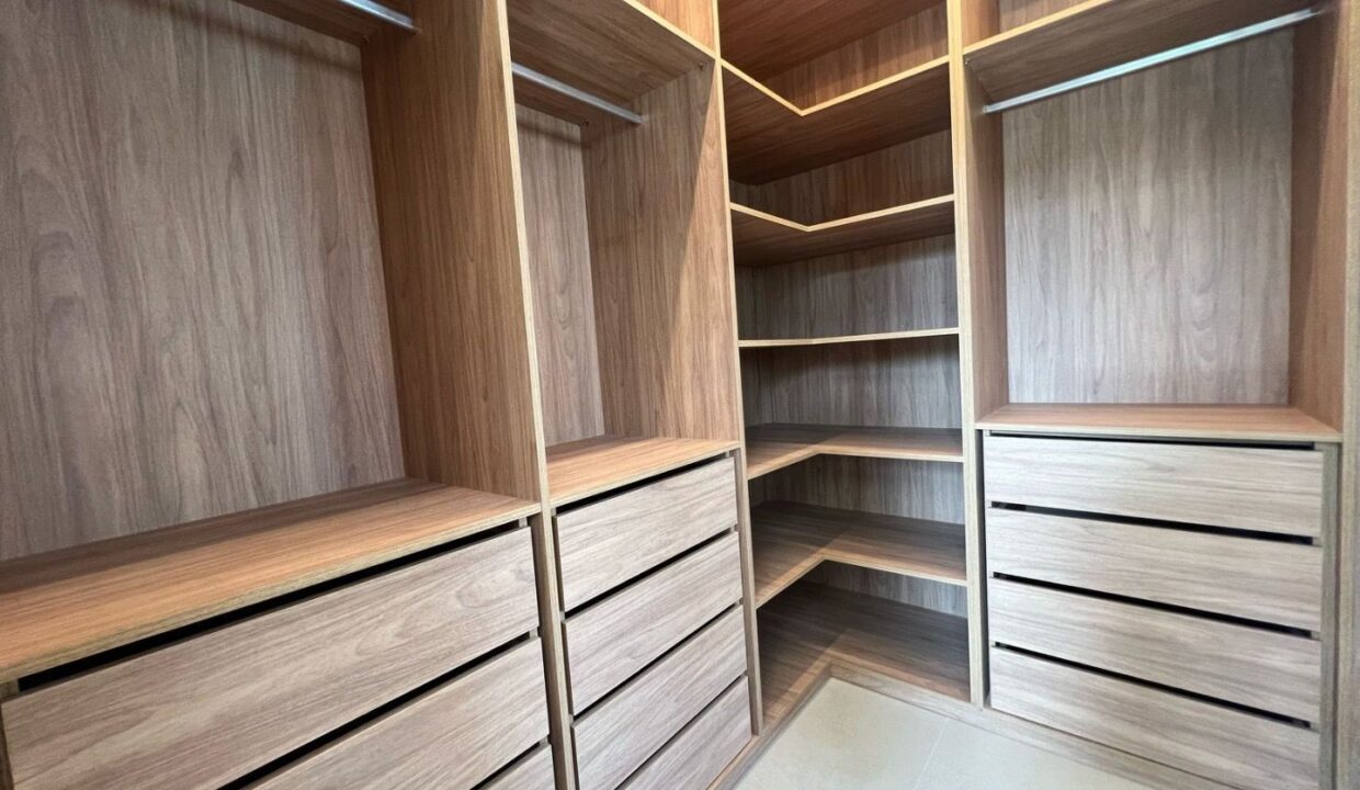 12681RV_foto_2025-10-11_01-00-37-25