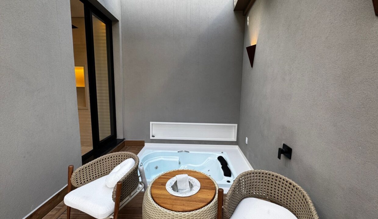 12735RV_foto_2025-10-10_01-10-38-10