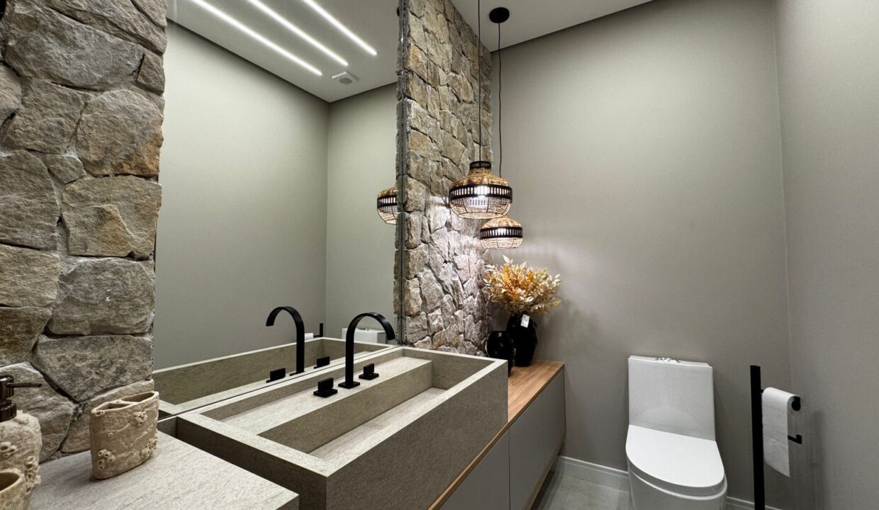 12735RV_foto_2025-10-10_01-10-38-11