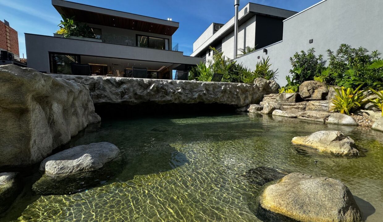 12735RV_foto_2025-10-10_01-10-38-14