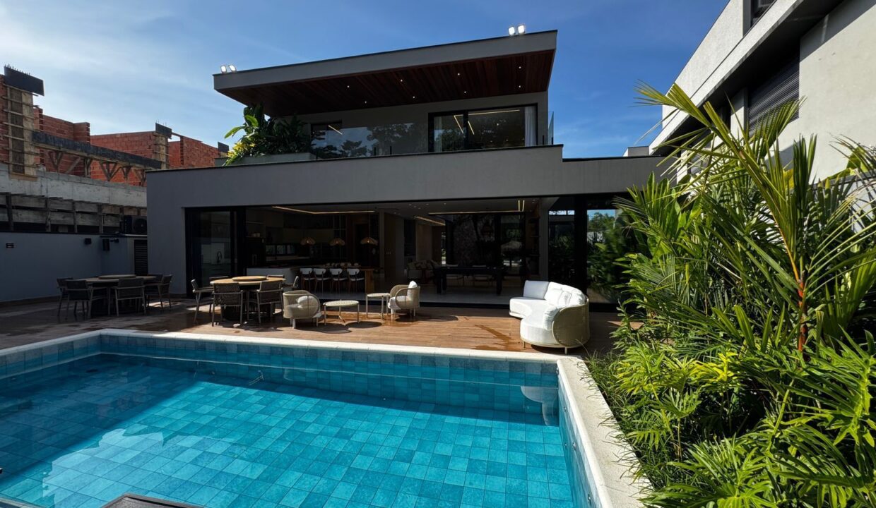 12735RV_foto_2025-10-10_01-10-38-16