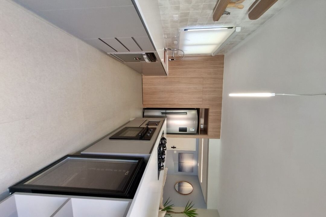 01898RV_foto_2025-11-15_00-31-17-18