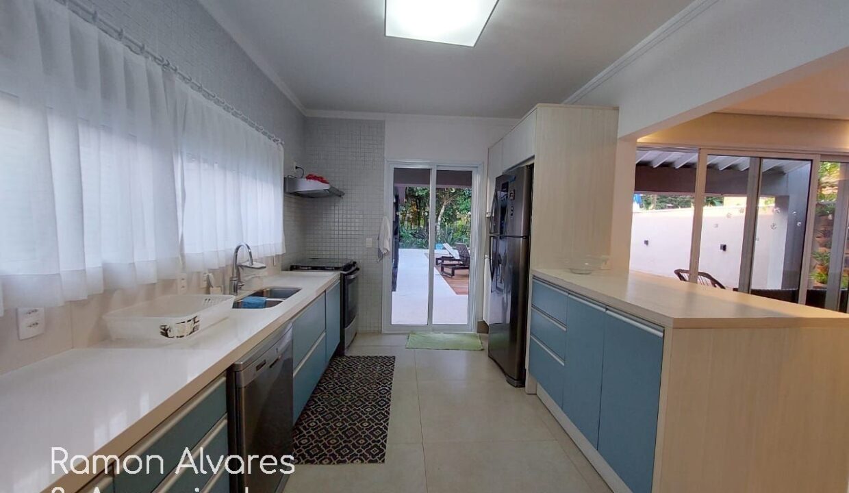 06784RL_foto_2025-11-19_00-32-27-14