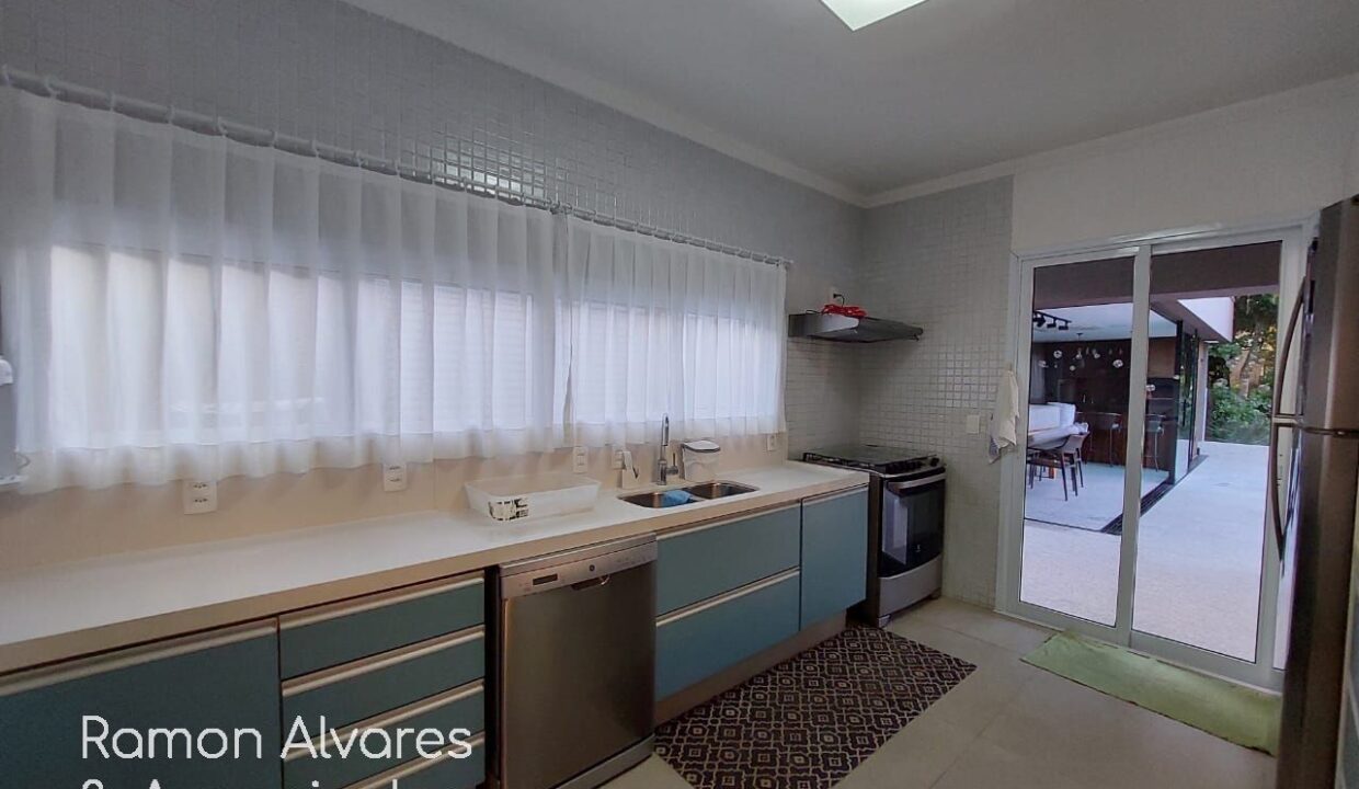 06784RL_foto_2025-11-19_00-32-27-15