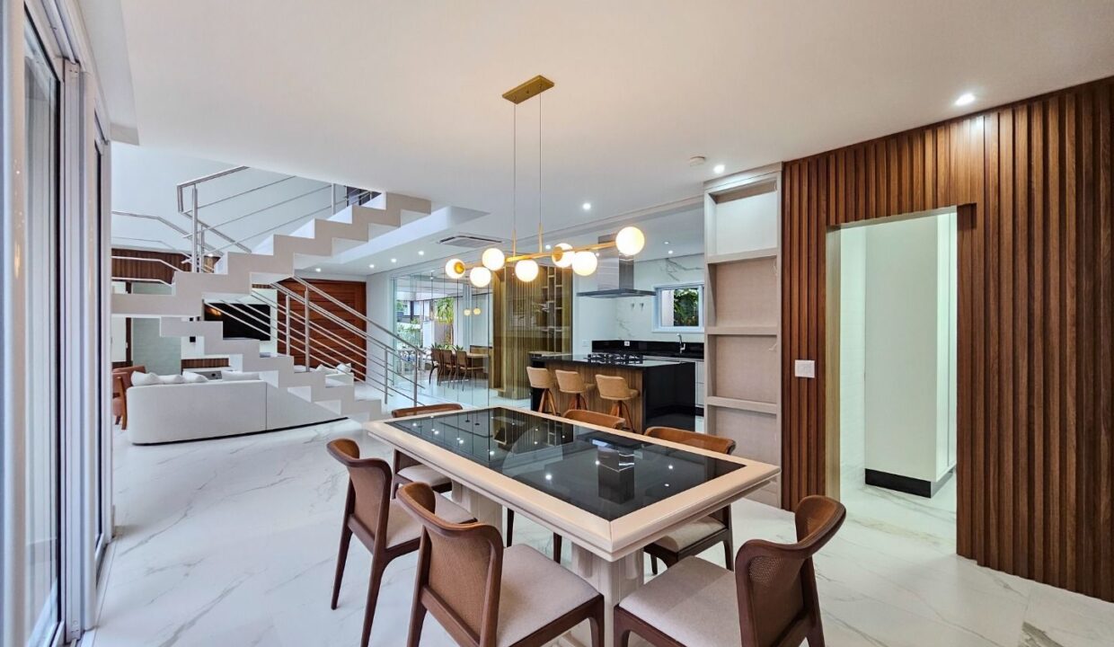 07790RV_foto_2025-11-12_00-50-32-6