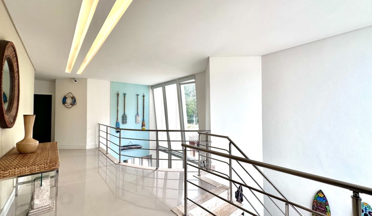 09790RV_foto_2025-11-08_00-41-00-16