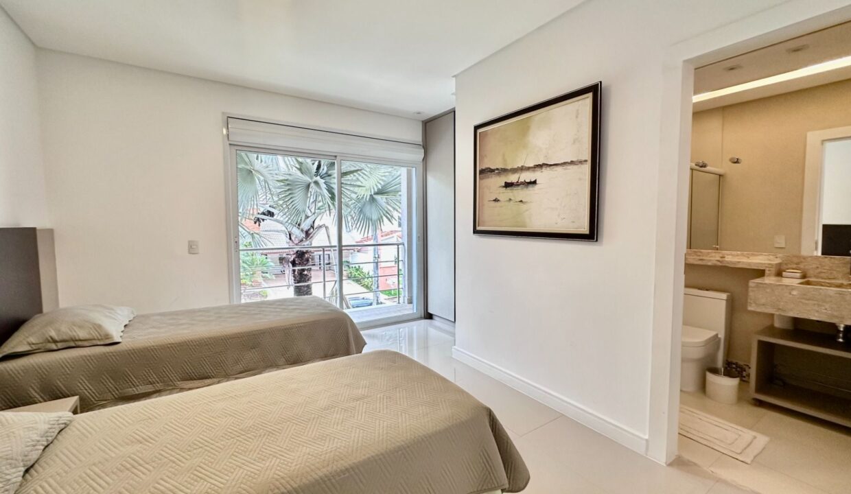 09790RV_foto_2025-11-08_00-41-00-17