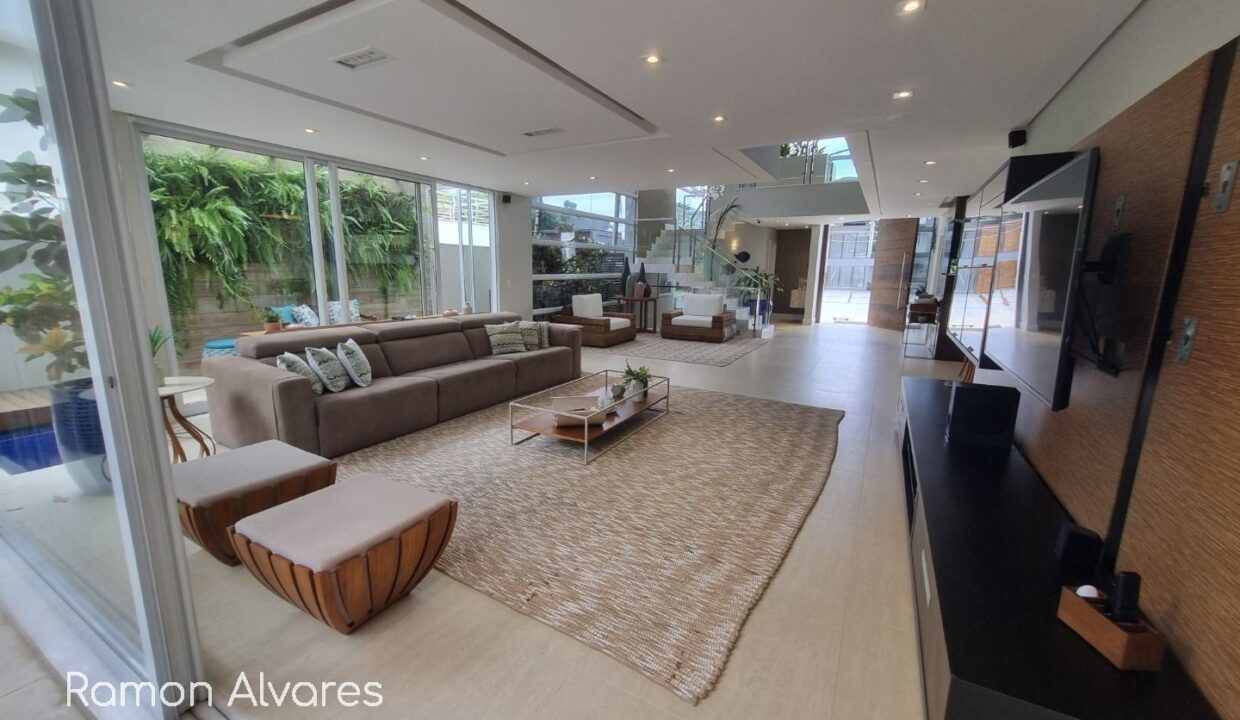 10136RV_foto_2025-11-04_00-41-32-12