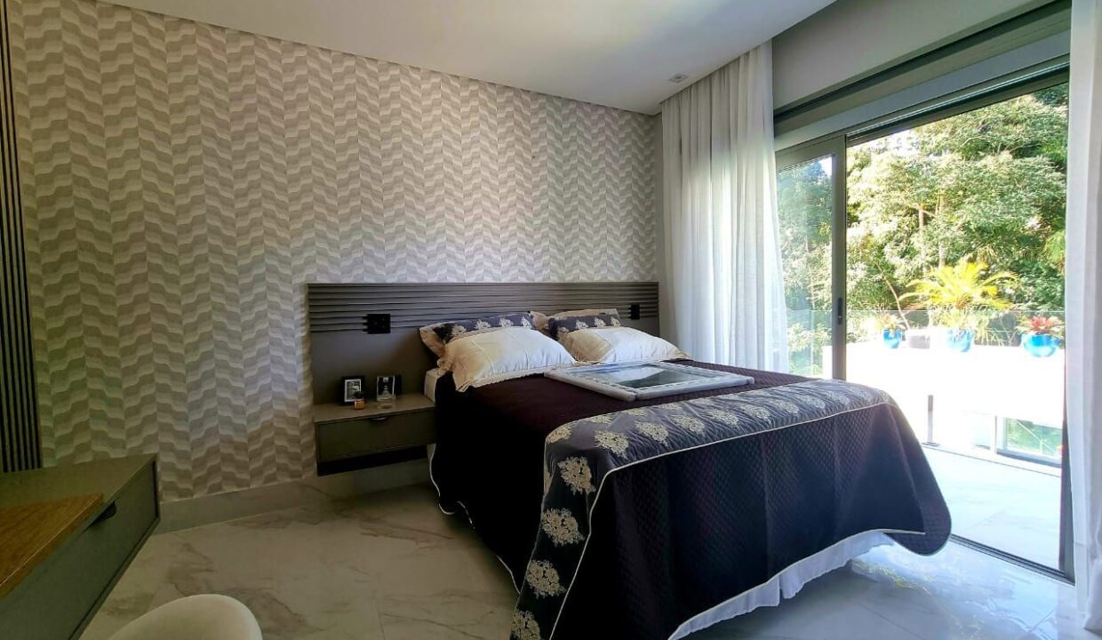 11240RV_foto_2025-11-05_00-50-08-18