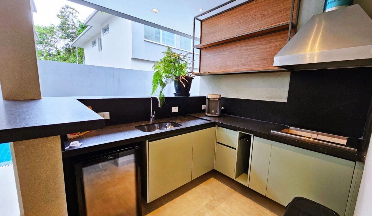 11534RV_foto_2025-11-08_00-50-12-11