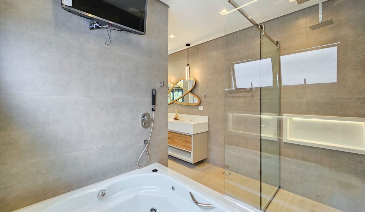 11548RV_foto_2025-11-18_00-50-34-19