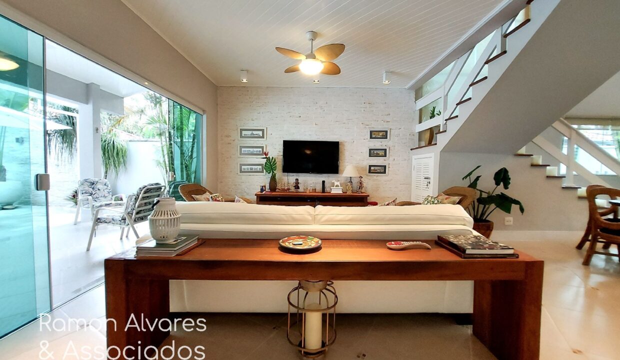 11551RV_foto_2025-11-04_00-50-03-9