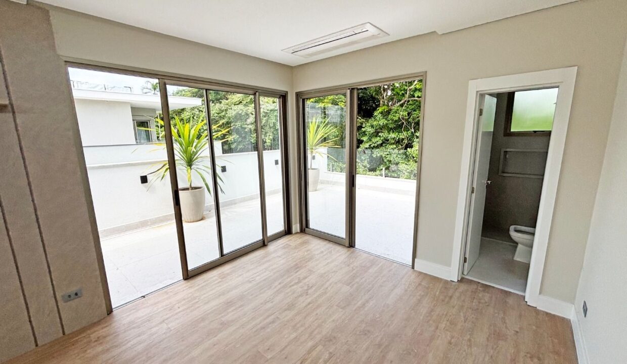 11661RV_foto_2025-11-22_00-50-35-35