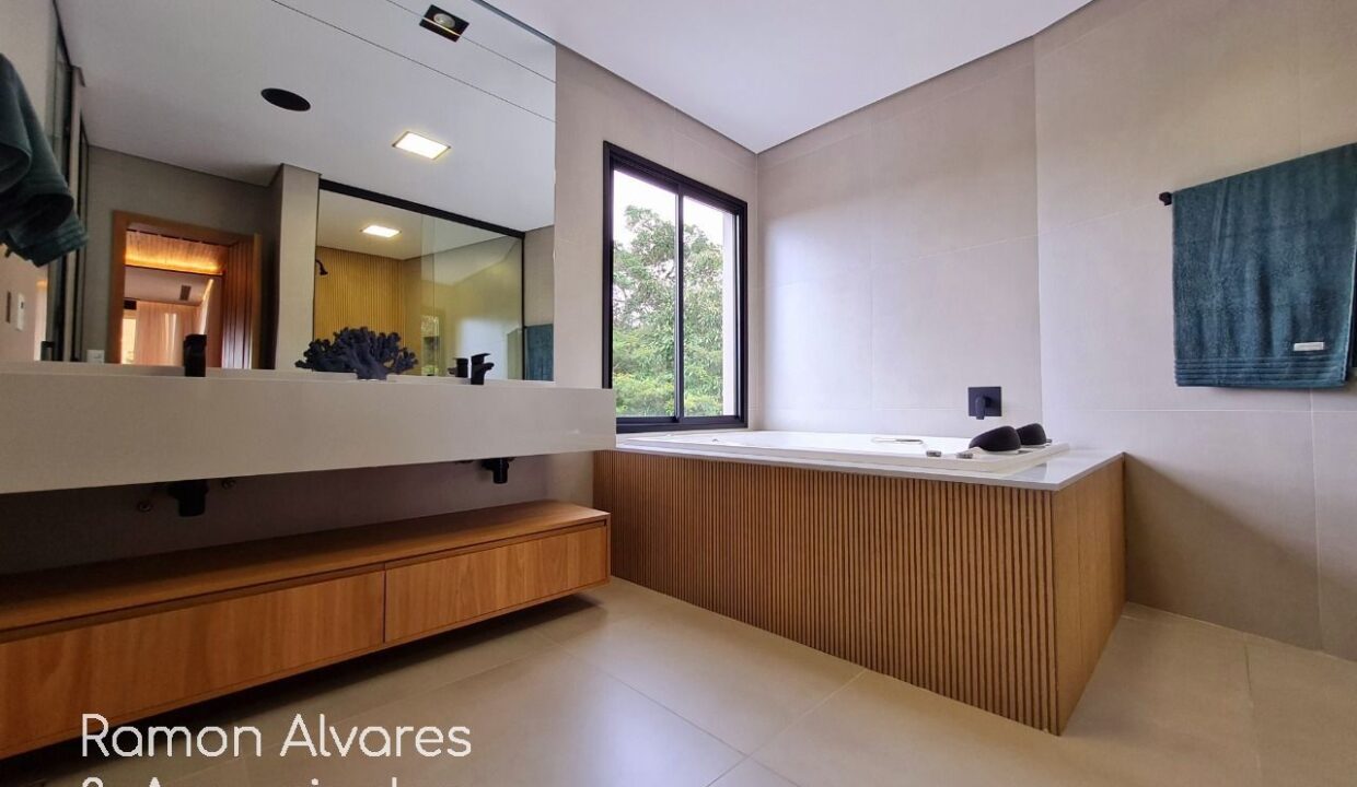 11816RV_foto_2025-11-05_00-51-38-14