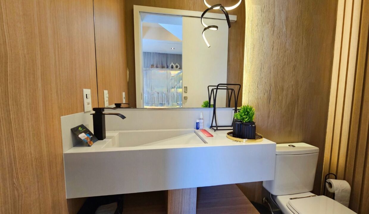 12007RV_foto_2025-11-27_00-50-05-2