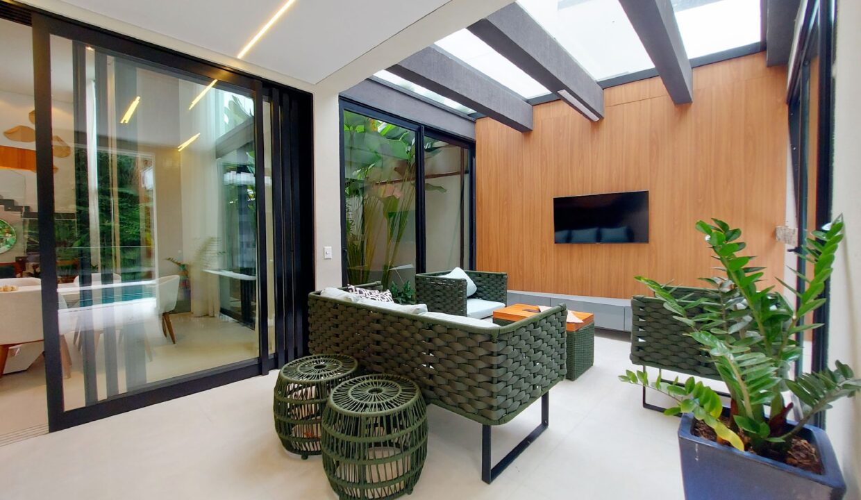 12010RV_foto_2025-11-01_00-52-00-10