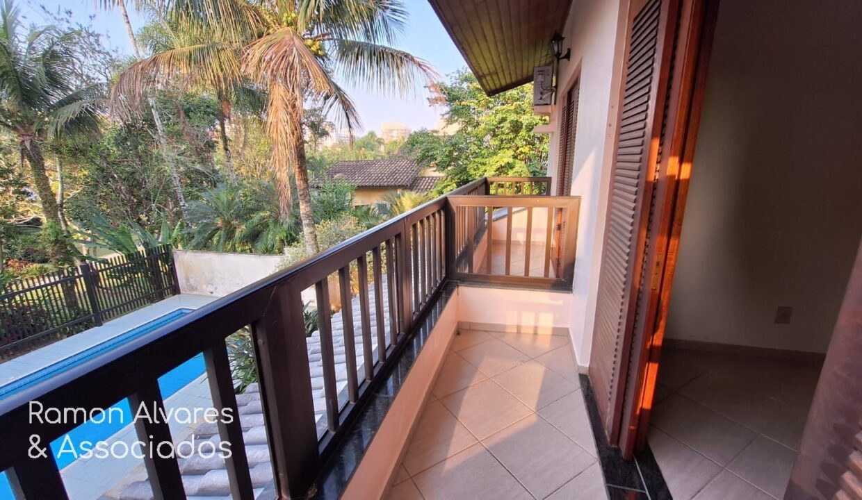 12446RV_foto_2025-11-04_00-51-22-16